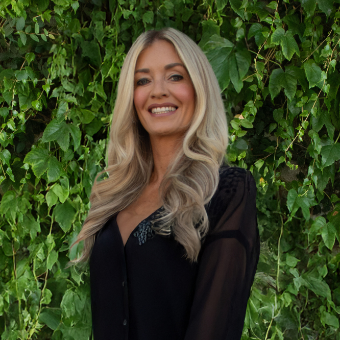 Sarah Thomson